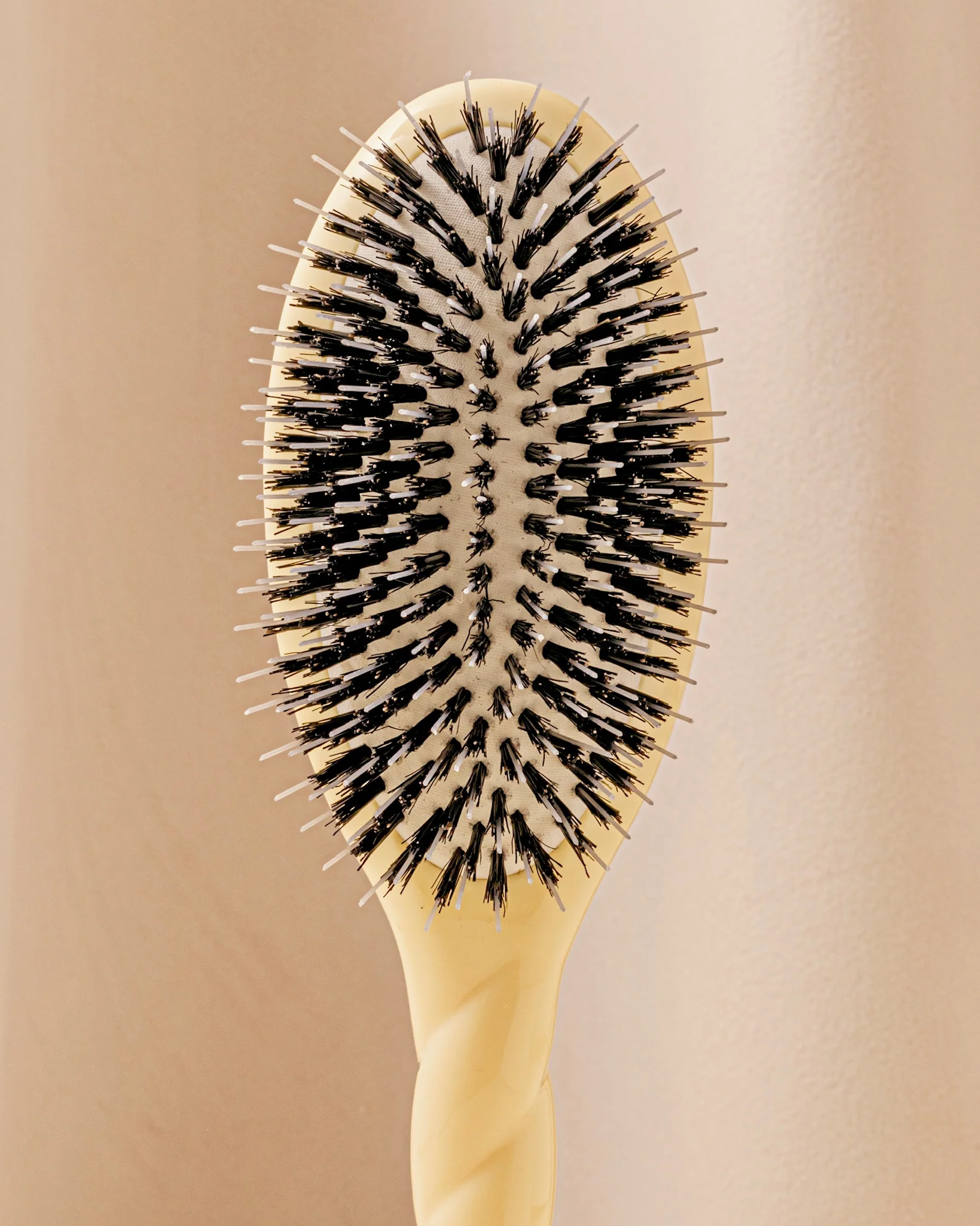 N.02 La Brosse Démêlante & Soin l'Indispensable Ivoire Cair - Image 4