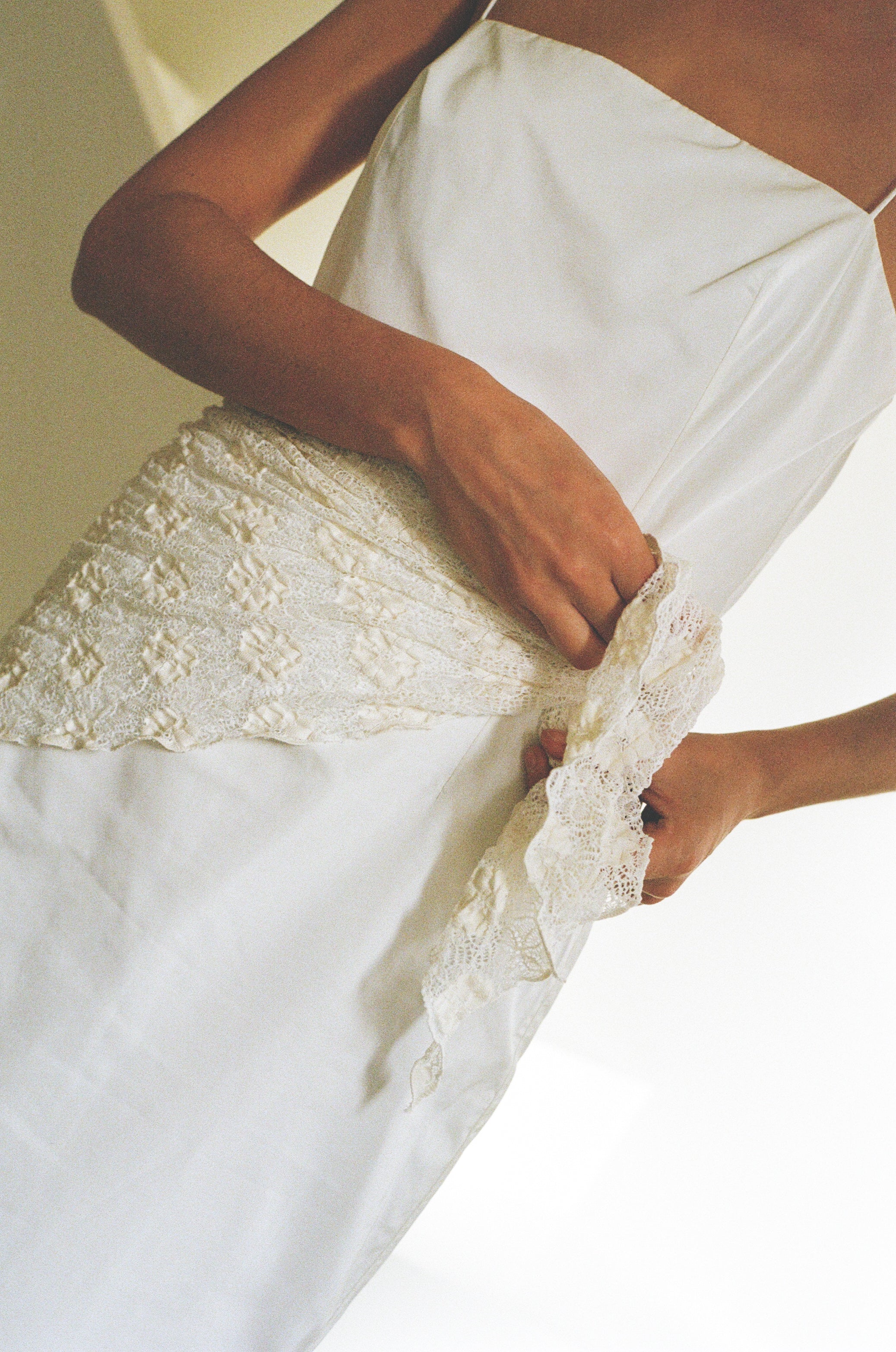 Donatelle Godart x La Bonne Brosse Le Fichu en Dentelle - Image 6