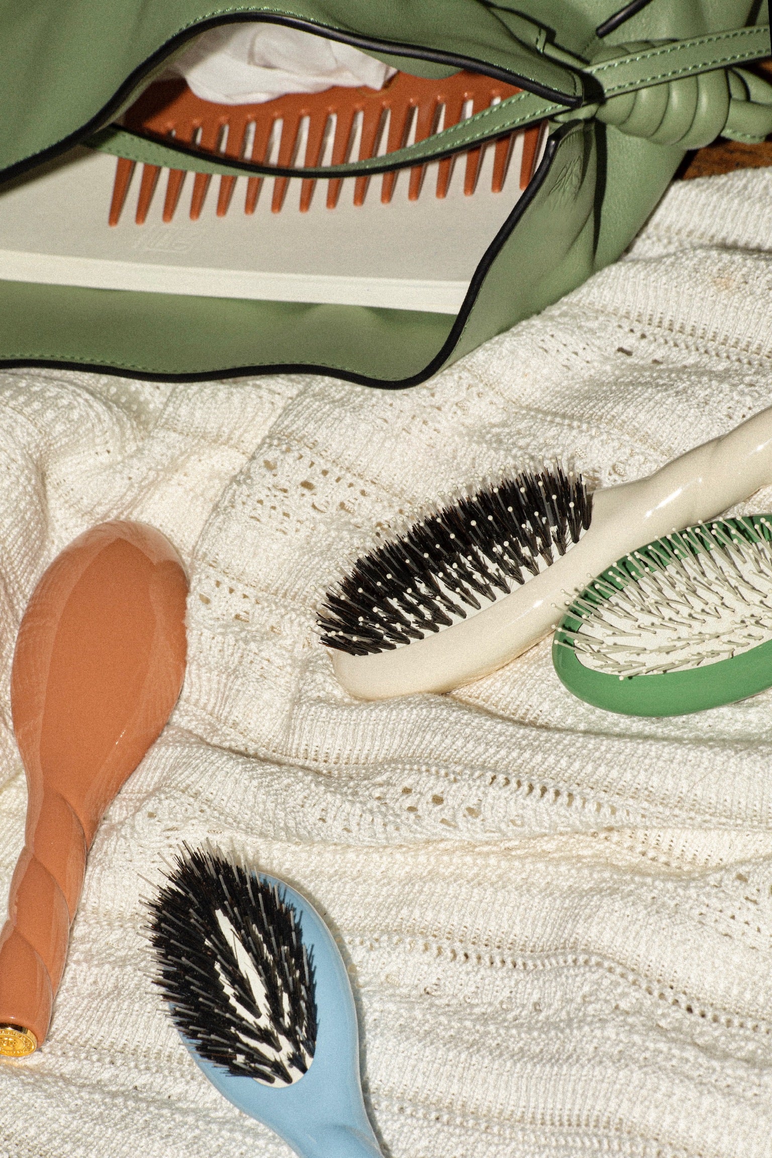 N.02 La Petite Brosse Démêlante & Soin l'Indispensable Terracotta - Image 7