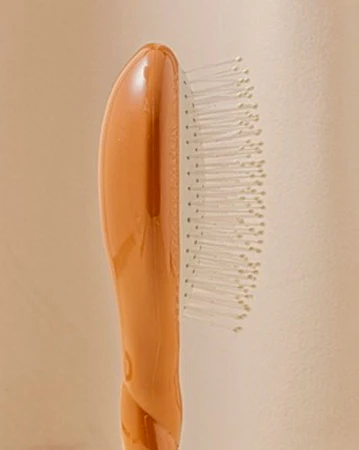 N.04 La Petite Brosse Démêlante & Massante La Miracle Terracotta - Image 3