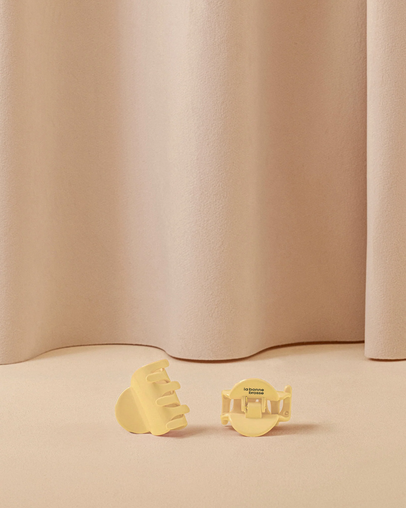 La Petite Pince à Cheveux - Image 6