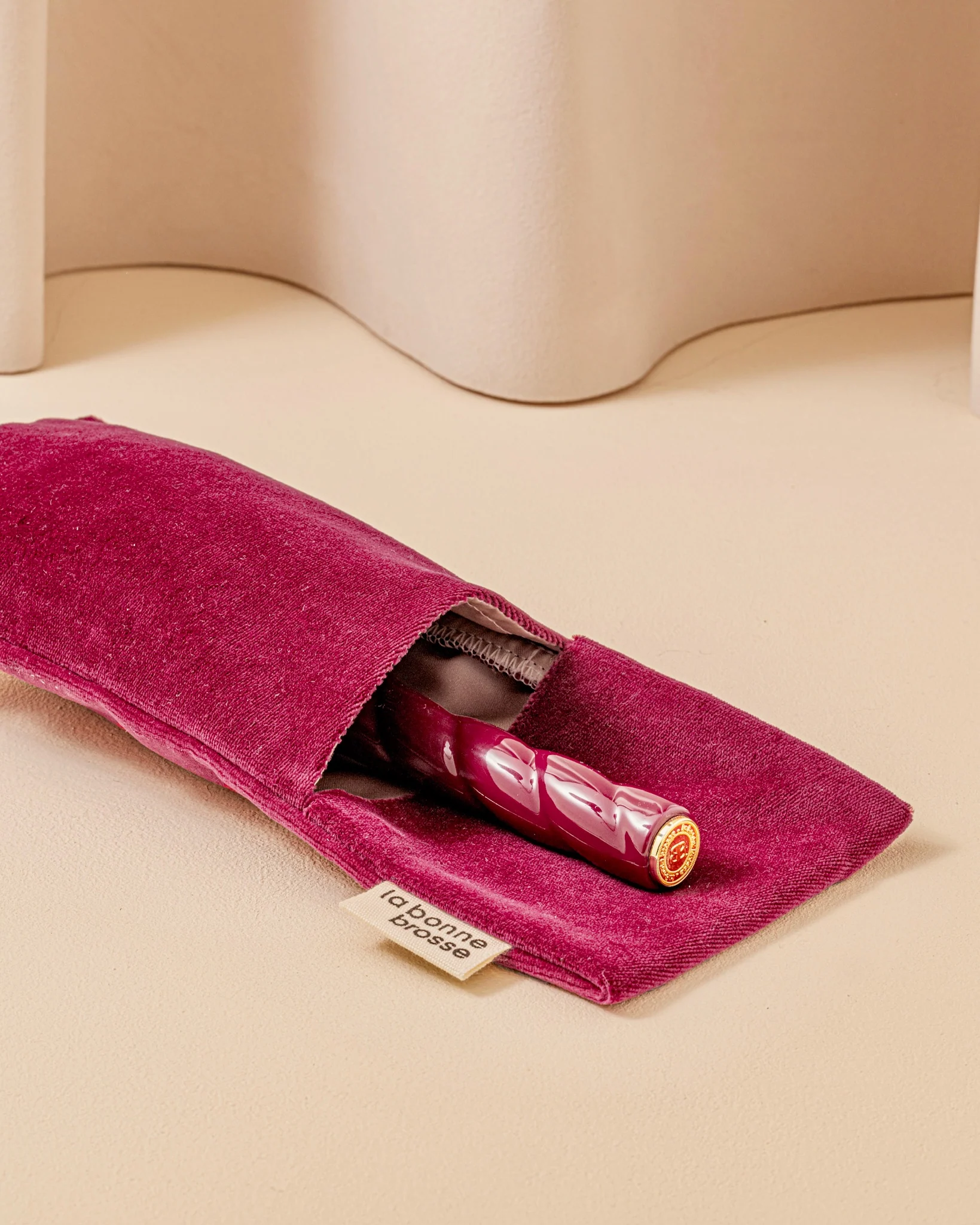 N.01 La Brosse Brillance & Soin l'Universelle Rouge Cerise - Image 5