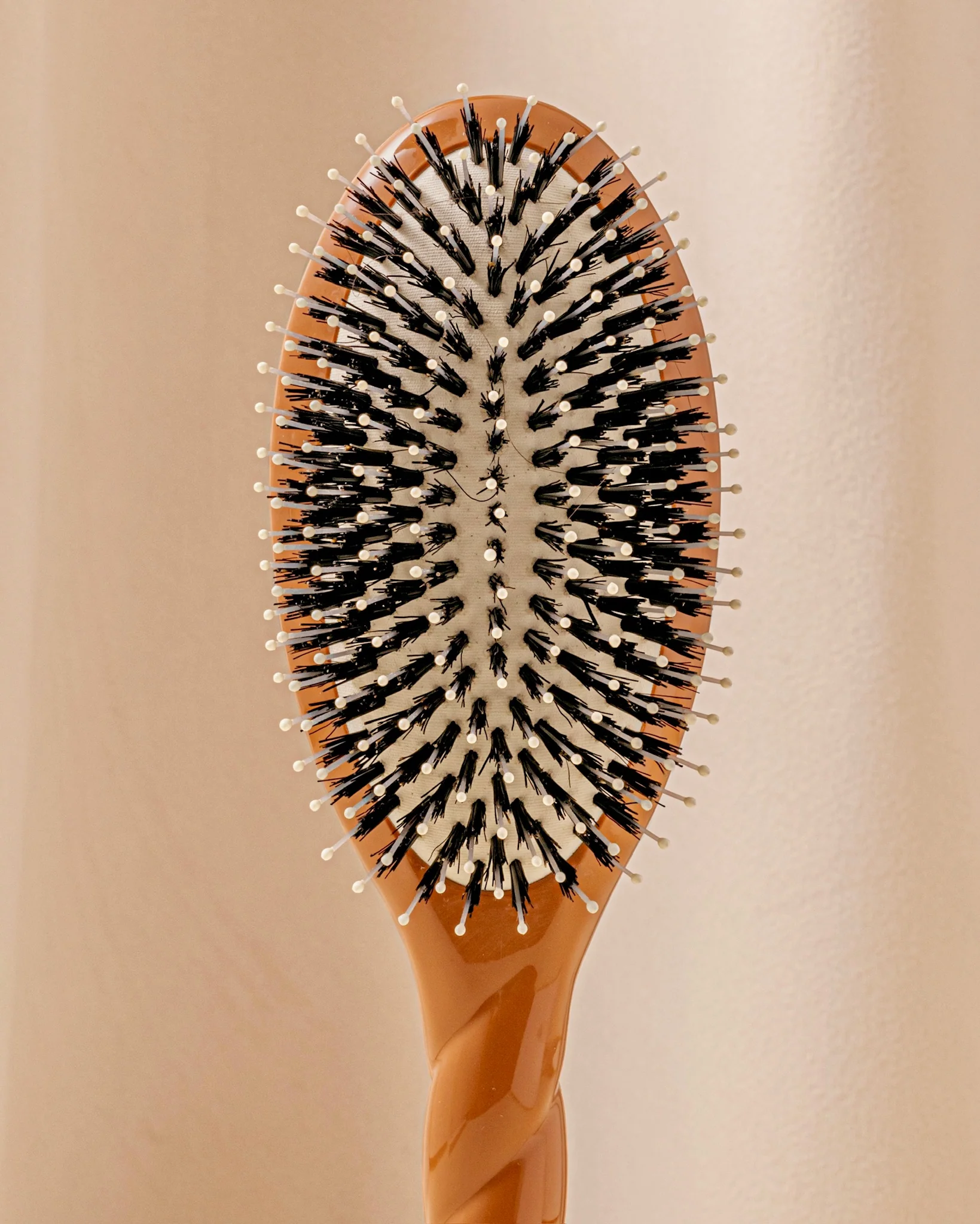 N.03 La Brosse Cuir Chevelu Sensible l'Indispensable Douceur Terracotta - Image 4