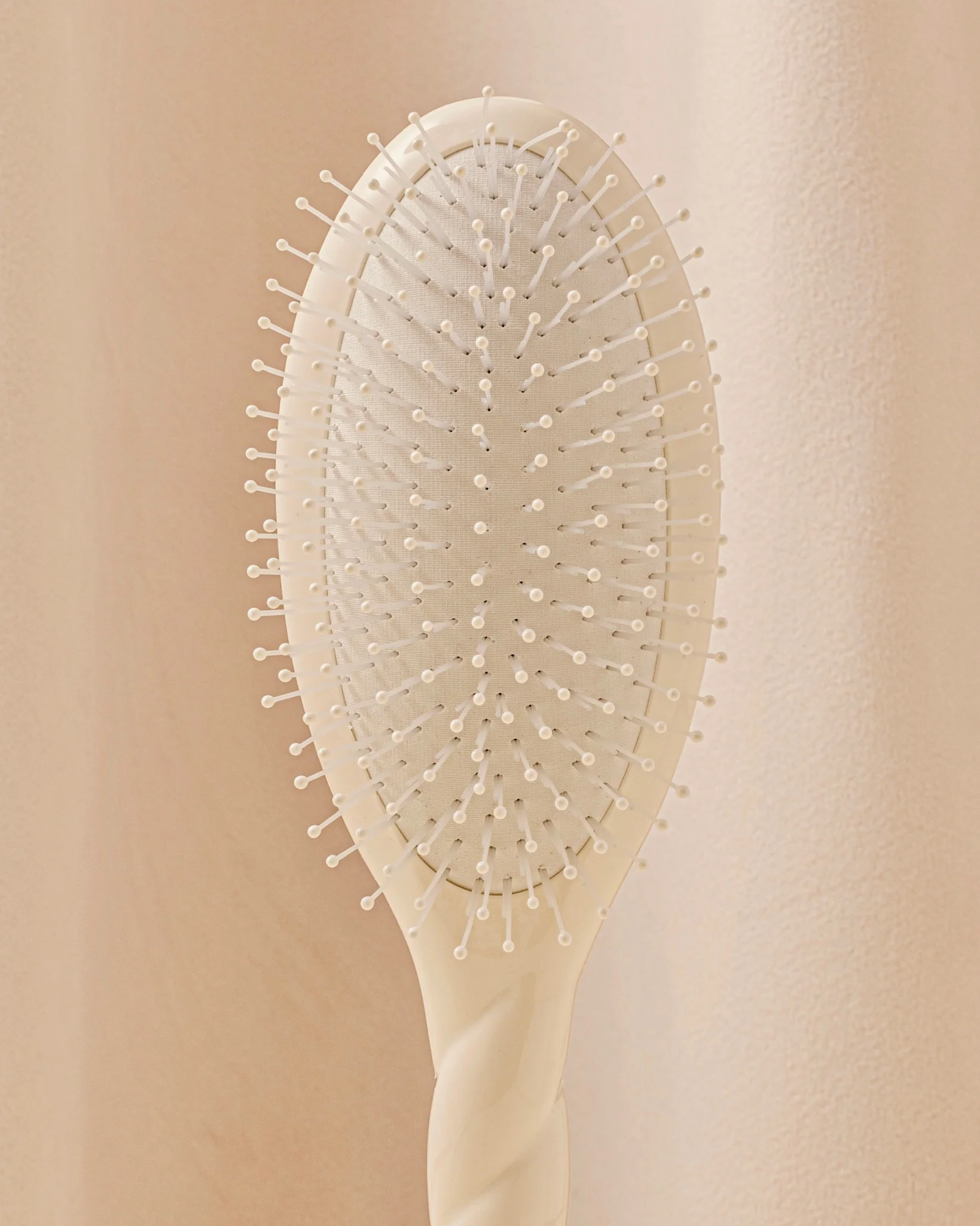 N.04 La Brosse Démêlante & Massante La Miracle Blanc Crème - Image 4