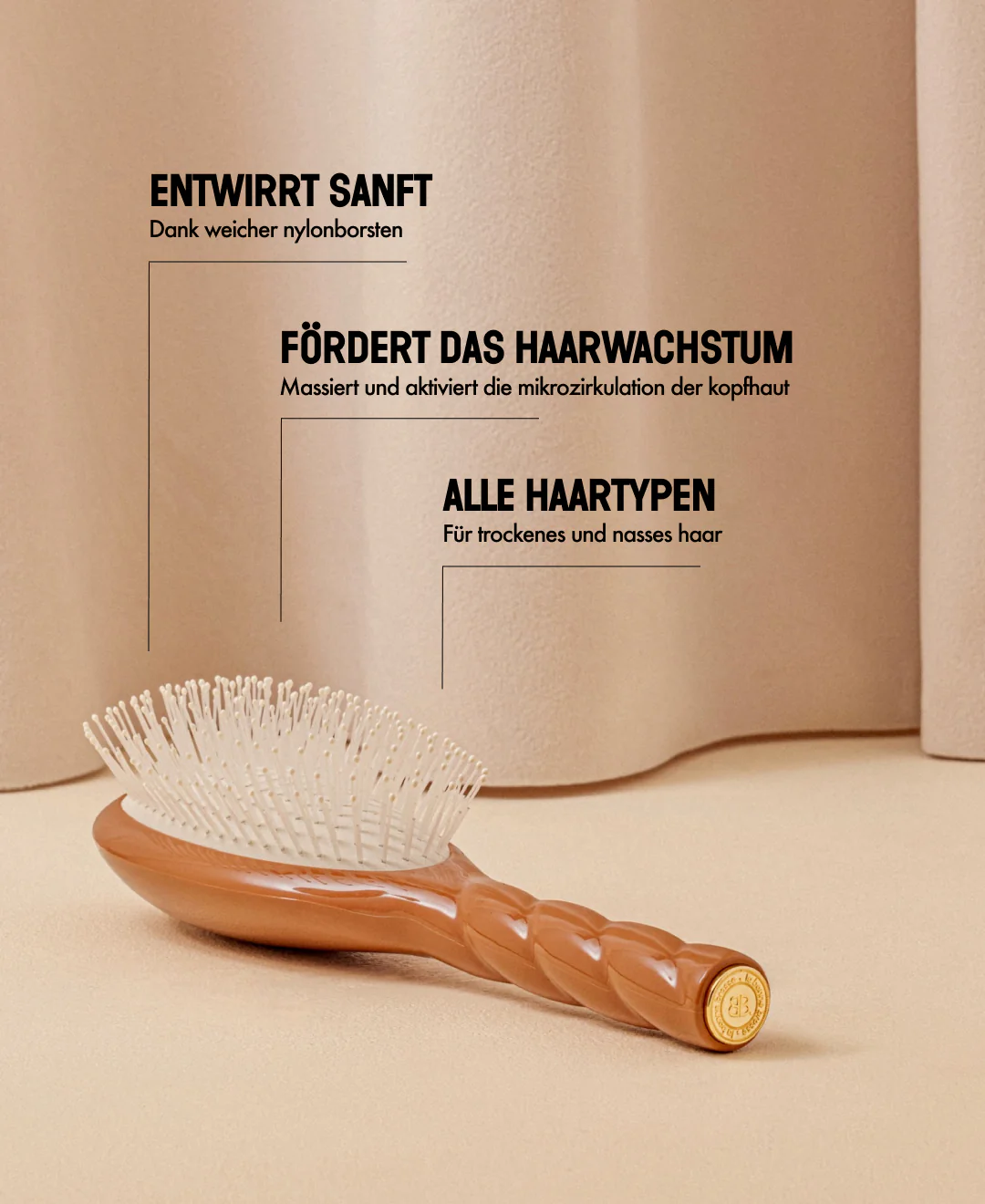 N.04 La Brosse Démêlante & Massante La Miracle Terracotta - Image 12